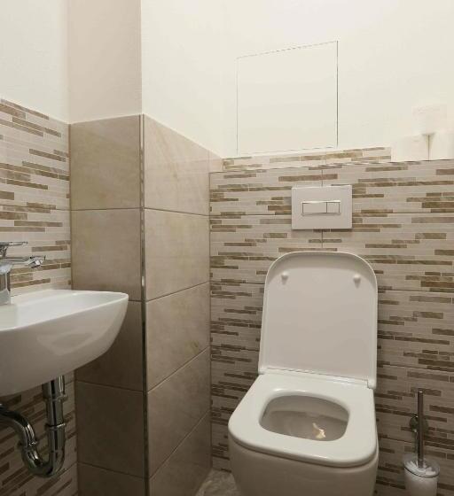 דירת שני חדרים, Apartmány Aura