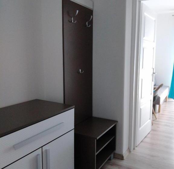 Семейный Номер, Diana Panzió