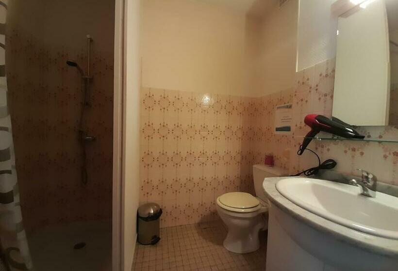 스탠다드 룸, Le Cantegrel