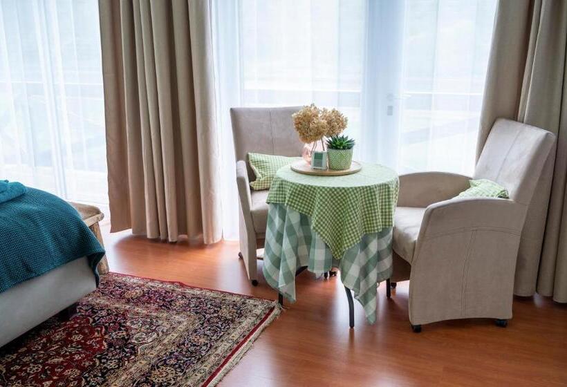 חדר סטנדרט עם מיטת קינג, Le Val Des Cerfs   Het Hertendal