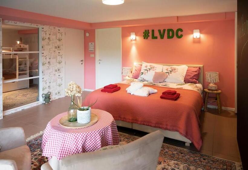 חדר משפחתי, Le Val Des Cerfs   Het Hertendal