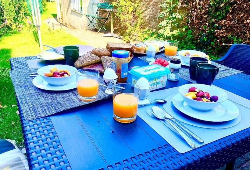 스탠다드 룸, Back Stage