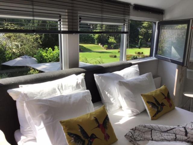 شقة غرفة واحدة مطلة على الحديقة, Bed And Breakfast Valckenbosch
