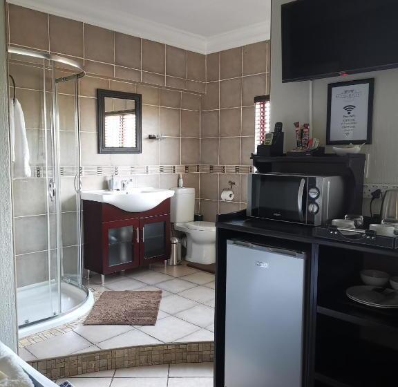 Номер Стандарт, Klyne Jiweel Guesthouse