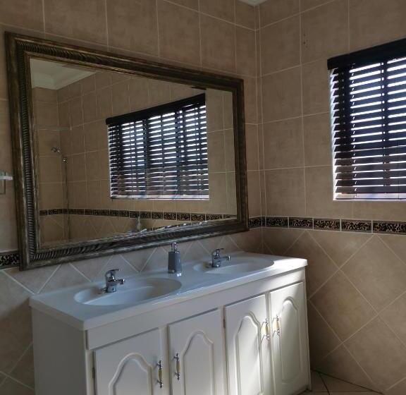 Номер Стандарт, Klyne Jiweel Guesthouse