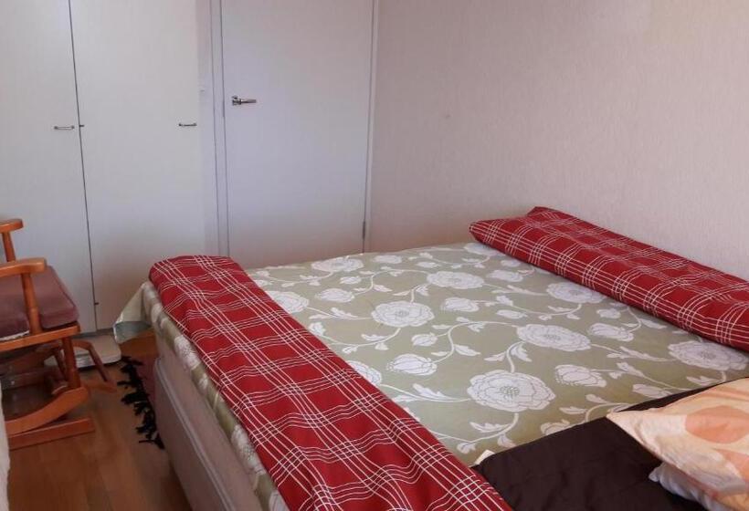 اتاق خانوادگی, Nipu  Beside City Center, Bus And Train Station