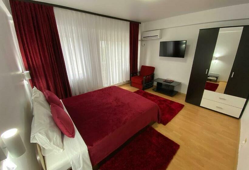 高级大房间, Oriana