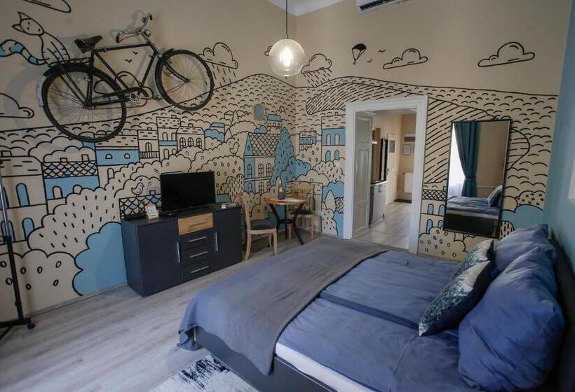 استودیوی استاندارد, Uránia Apartmanház