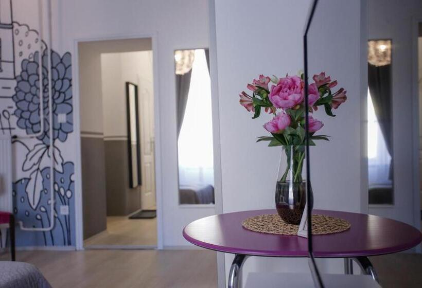 آپارتمان دوبلکس 1 خوابه, Uránia Apartmanház