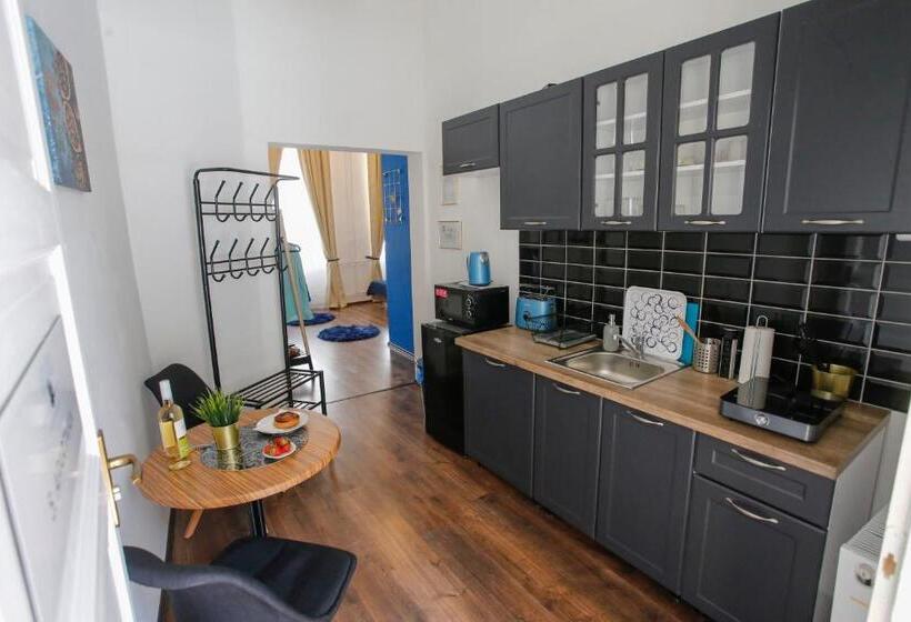 آپارتمان لوکس 1 خوابه, Uránia Apartmanház