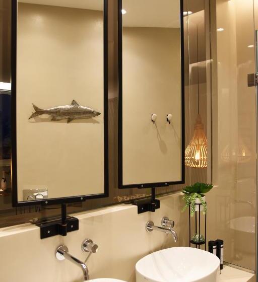 اتاق لوکس با چشم‌انداز دریا, B&b Dimora Vistamare