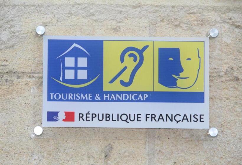 اتاق استاندارد, Suite En Terrasse à Cognac