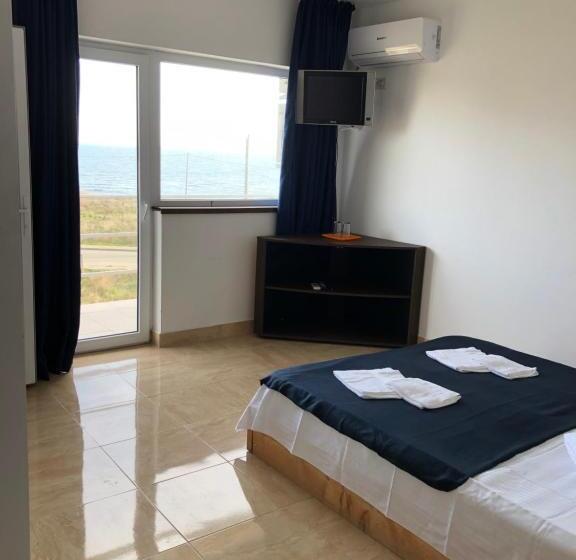 חדר סטנדרט נוף לים עם מרפסת, Autentic Boutikue