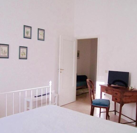 Standard room with outdoor bath, Le Stanze Di Ninni