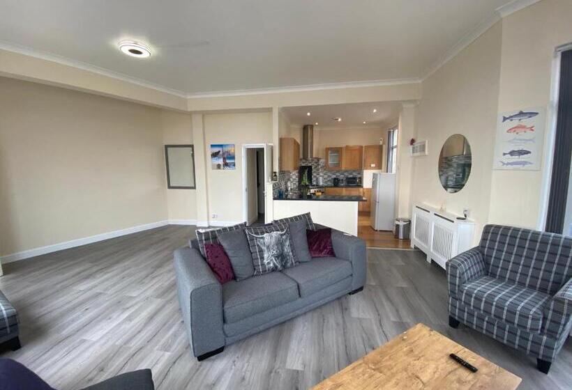 Апартаменты 1 Спальня Нижний Этаж, Redcar Seaview Apartments