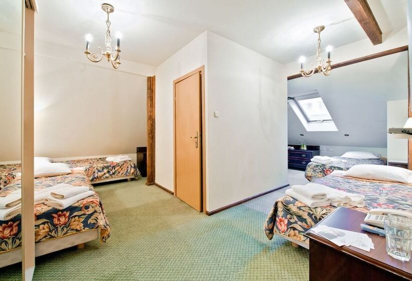 四人标准间, Miodosytnia Apart