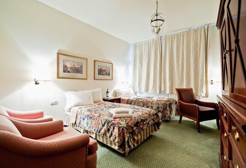 标准间, Miodosytnia Apart