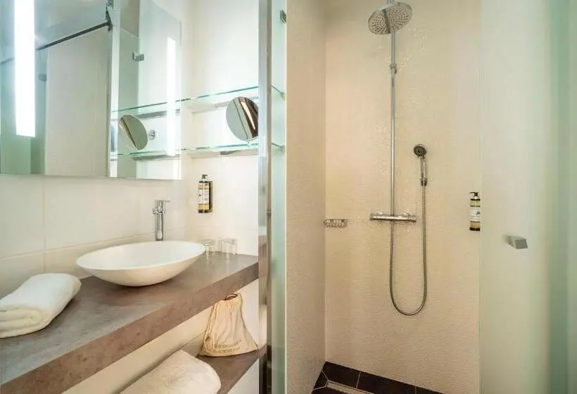 اتاق لوکس با تخت دو نفره بزرگ, Best Western Plus Villa Saint Antoine Hotel & Spa