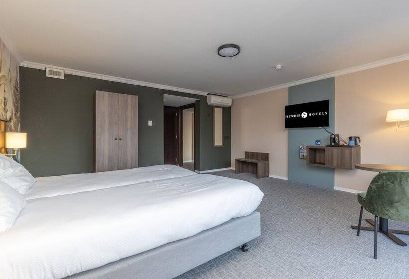 Номер Комфорт, Fletcher Familiehotel De Hunzebergen