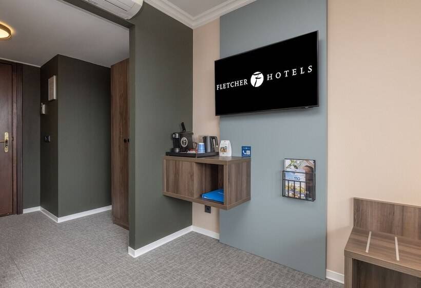 Номер Комфорт, Fletcher Familiehotel De Hunzebergen