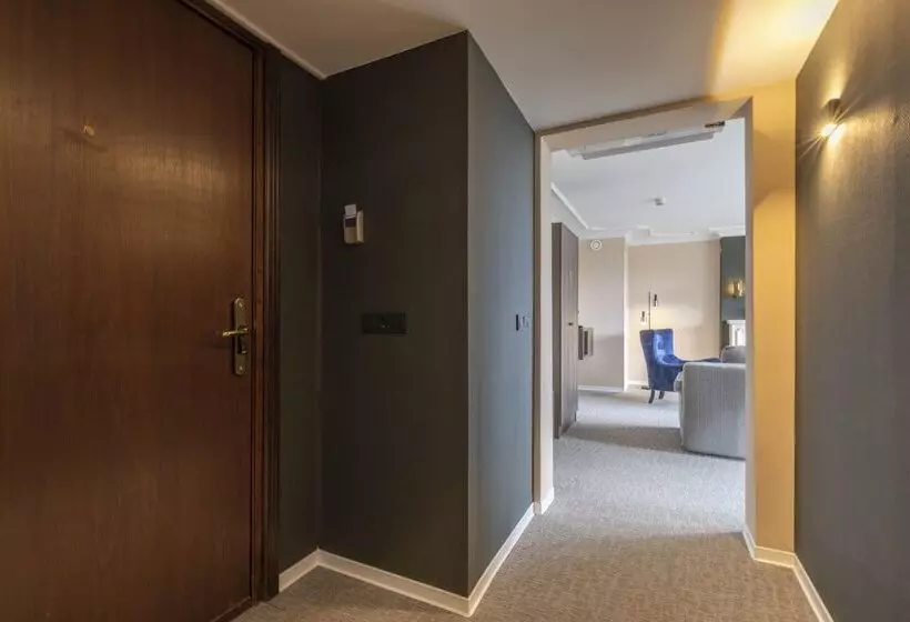 ロイヤルスイート, Fletcher Familiehotel De Hunzebergen