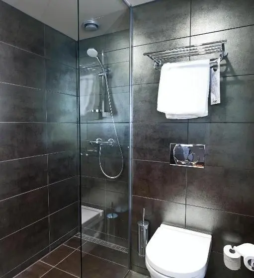 اتاق استاندارد یک نفره, Home Hotel Folketeateret