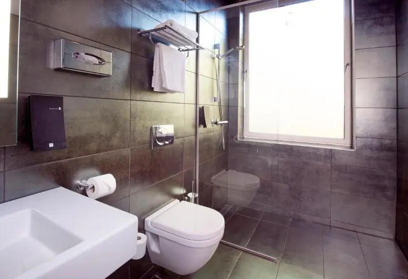 اتاق استاندارد یک نفره, Home Hotel Folketeateret