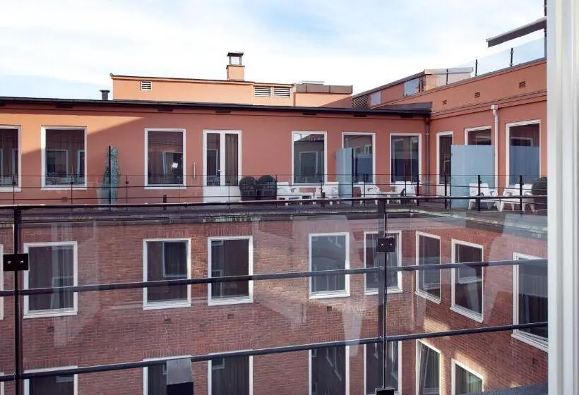 اتاق استاندارد, Home Hotel Folketeateret