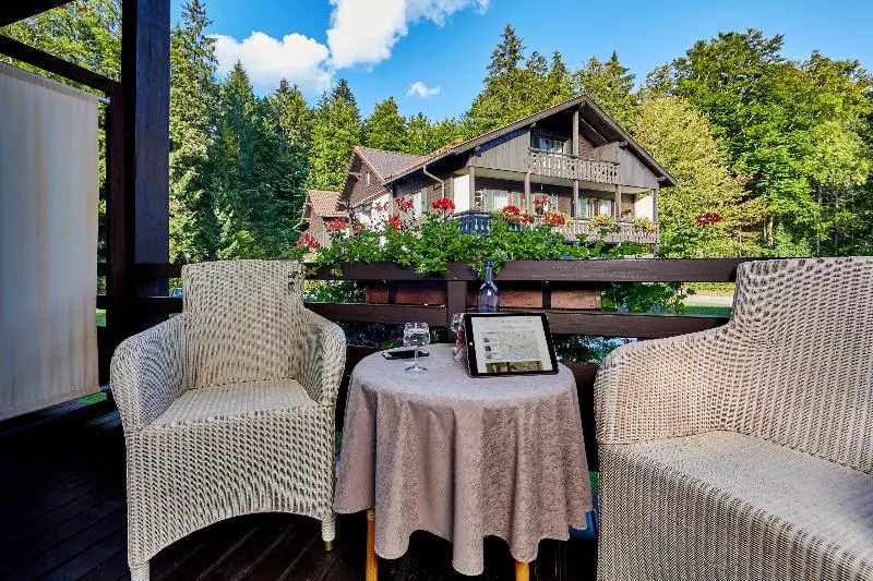 エコノミールーム, Am Badersee