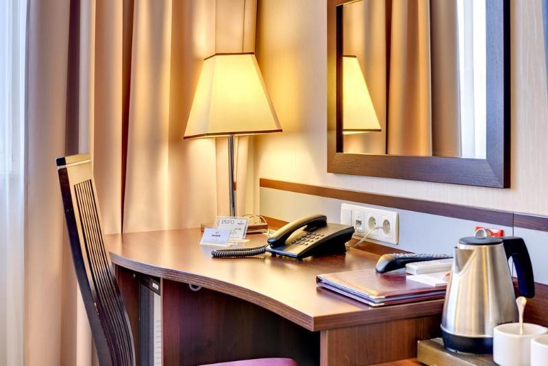 Номер Стандарт Индивидуальный, Amber