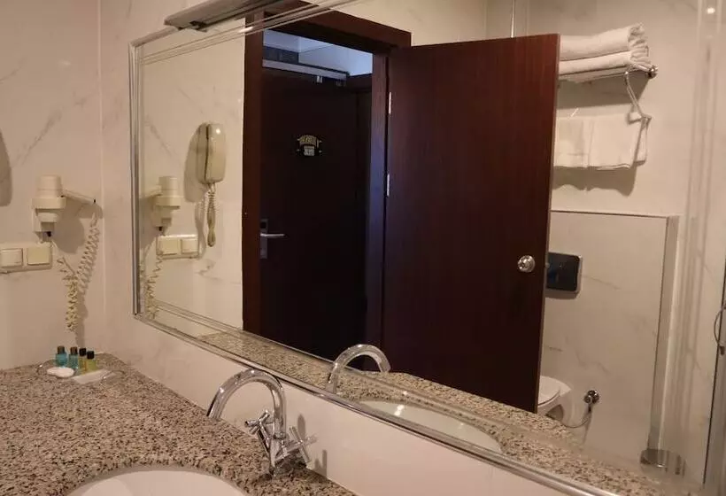 اتاق استاندارد, Bm Hotel City