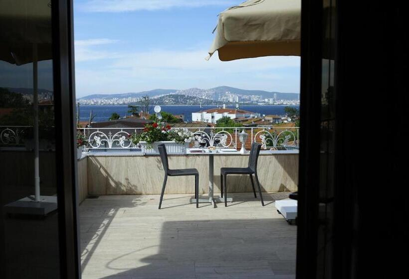 חדר דלוקס נוף לים, Ascot Hotel Büyükada