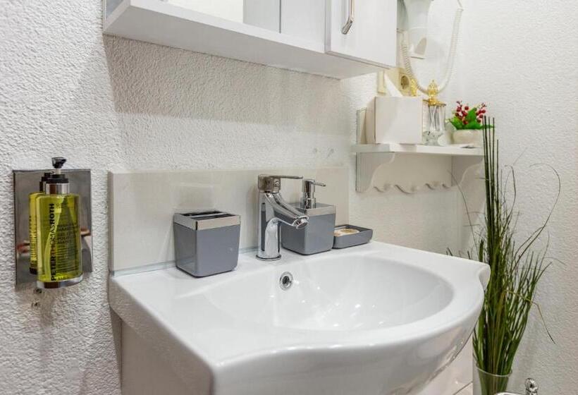 חדר סופריור, Best Point