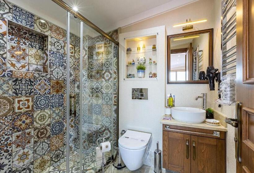 2 Bedrooms Suite Sea View, Best Point