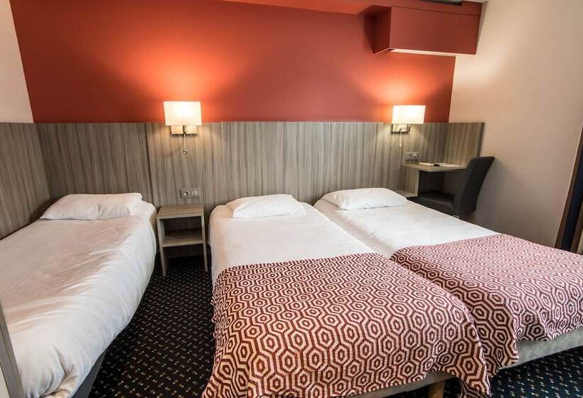 스탠다드 트리플 룸, Brit Hotel Confort Foix
