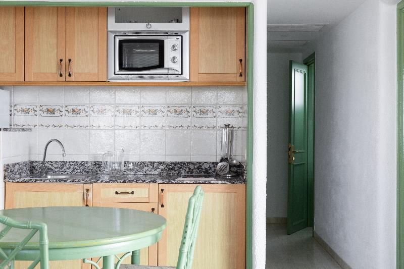 חדר קלאסי, Cala moresca