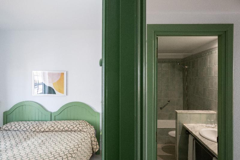 클래식 룸, Cala moresca