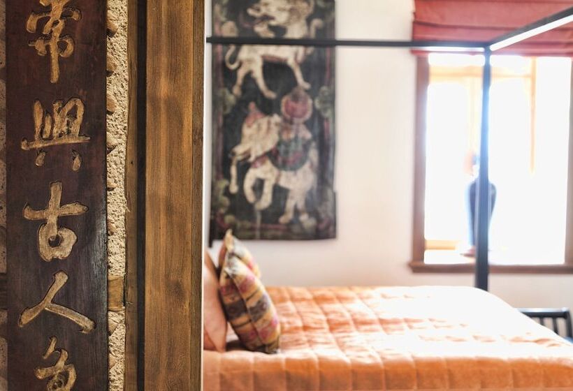 Deluxe Room, Divan Cukurhan