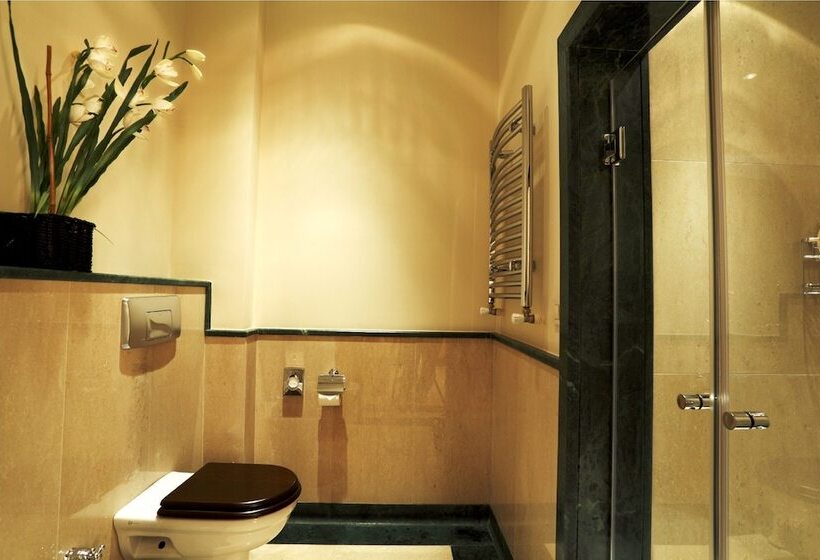 Junior Suite, Divan Cukurhan