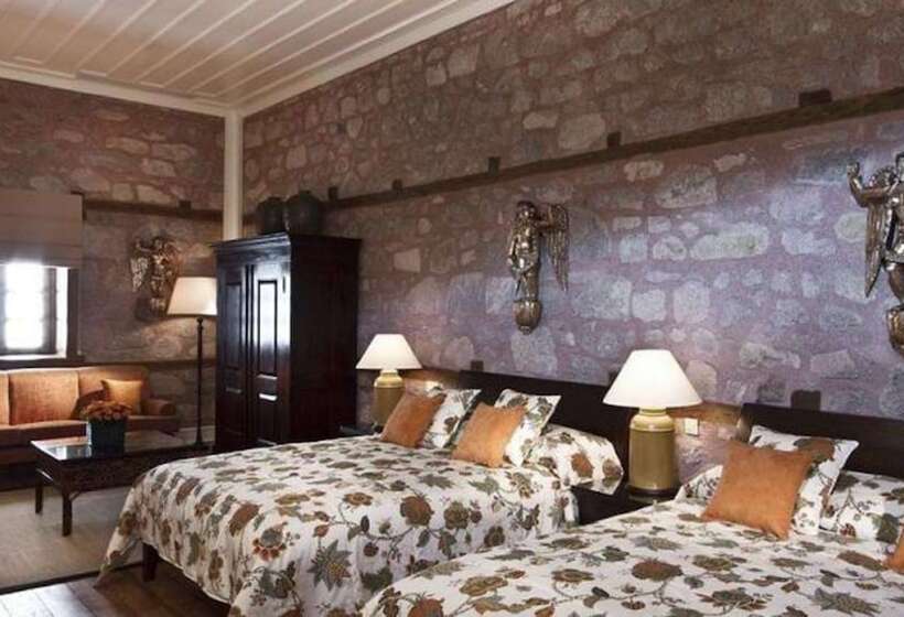 Junior Suite, Divan Cukurhan