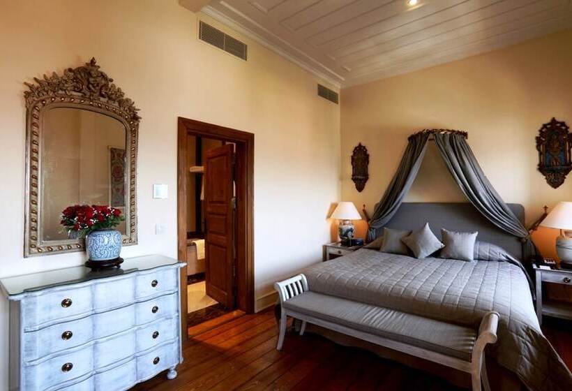 Royal Suite, Divan Cukurhan