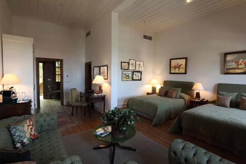 Deluxe Room, Divan Cukurhan
