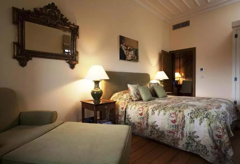 Superior Room King Size Bed, Divan Cukurhan