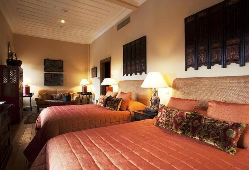 Deluxe Room King Size Bed, Divan Cukurhan