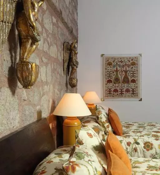Junior Suite, Divan Cukurhan
