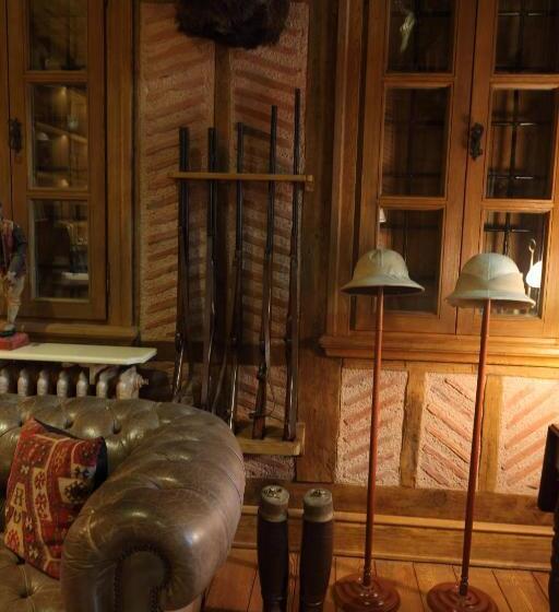 2 Bedroom Suite, Divan Cukurhan