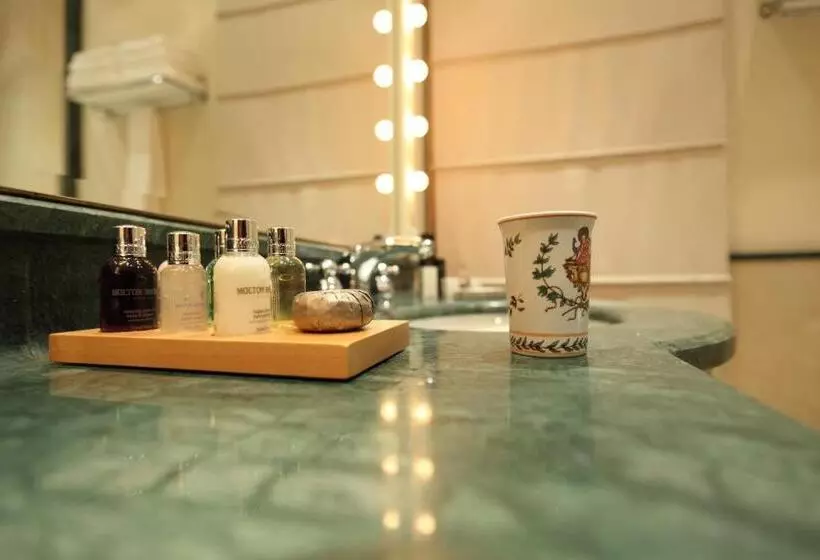 Royal Suite, Divan Cukurhan