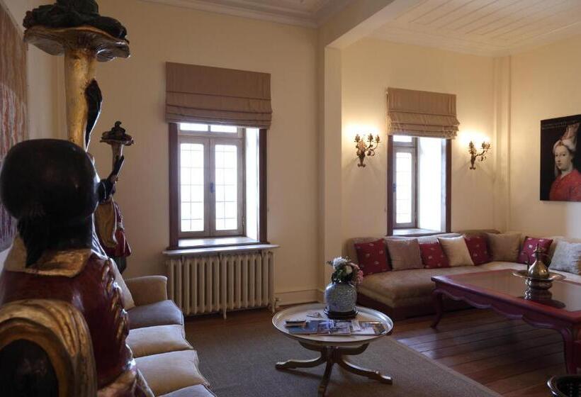 Royal Suite, Divan Cukurhan