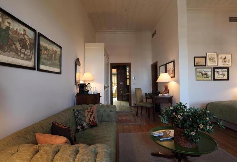 Deluxe Room, Divan Cukurhan