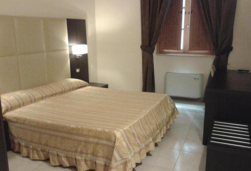 수피리어 룸, Due Colonne